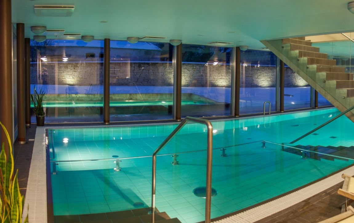 Lastega Johan Spa hotellis Kuressaare südames
